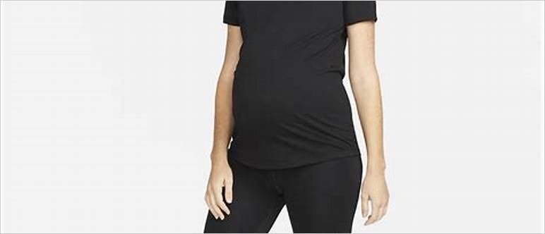 Nike maternity biker shorts